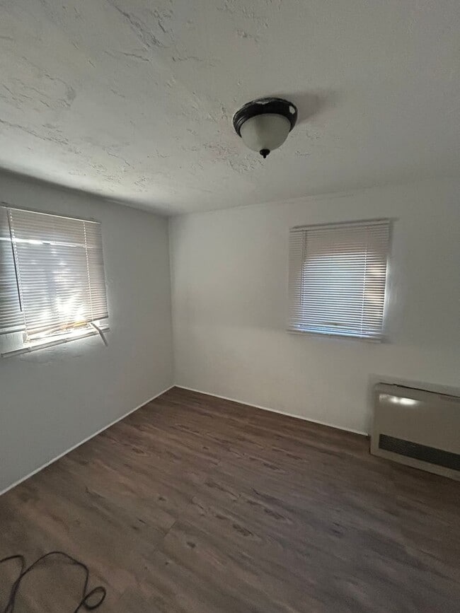 Building Photo - 818 Placer St