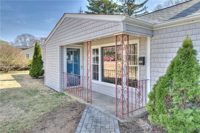 Building Photo - 140 Phillips Rd