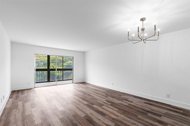 Building Photo - 7301 Amberly Ln