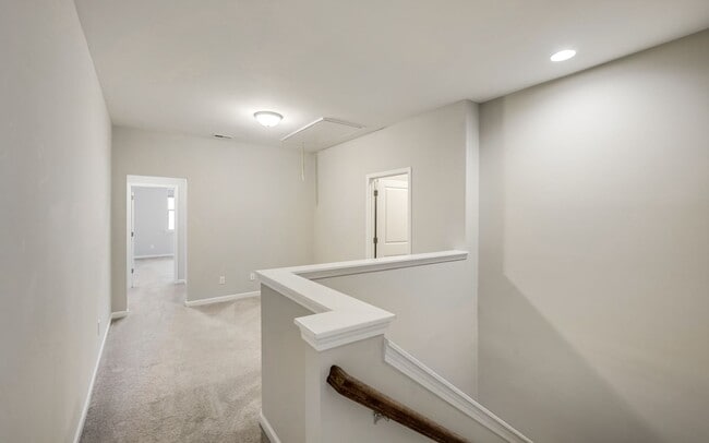 Building Photo - Contemporary, spacious 3-bedroom, 2.5-bath...