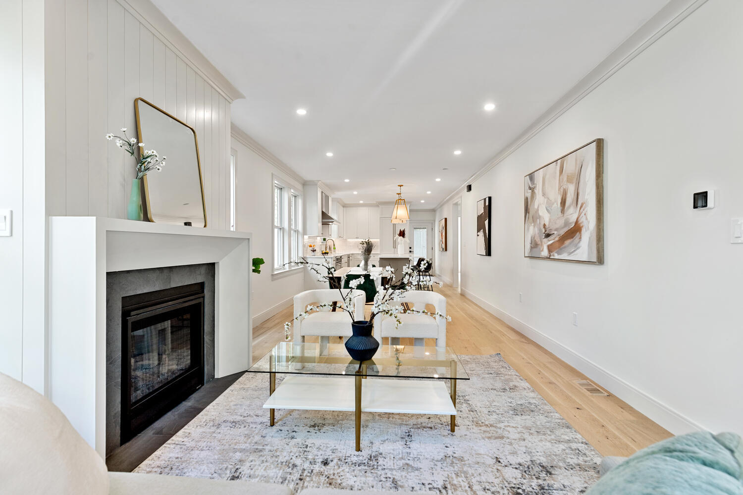 Building Photo - 8 Holly Ave