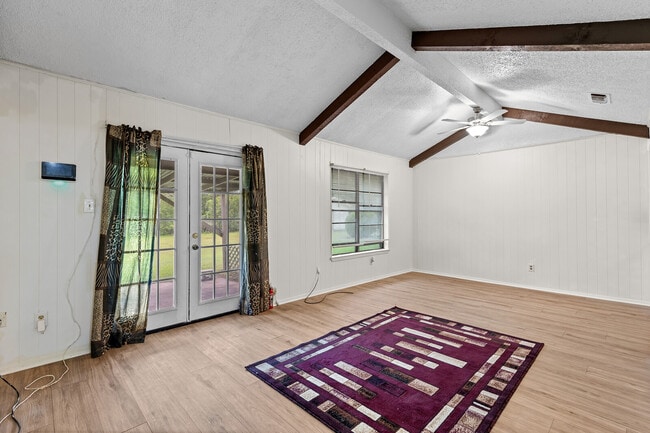 Building Photo - 1208 Clark St