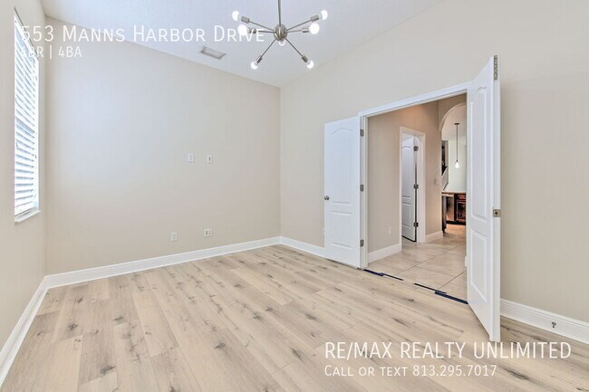 Building Photo - 553 Manns Harbor Dr