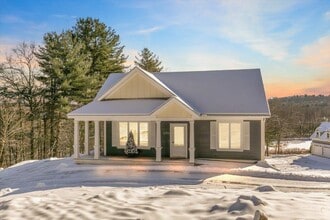 Building Photo - 639 E Broadway