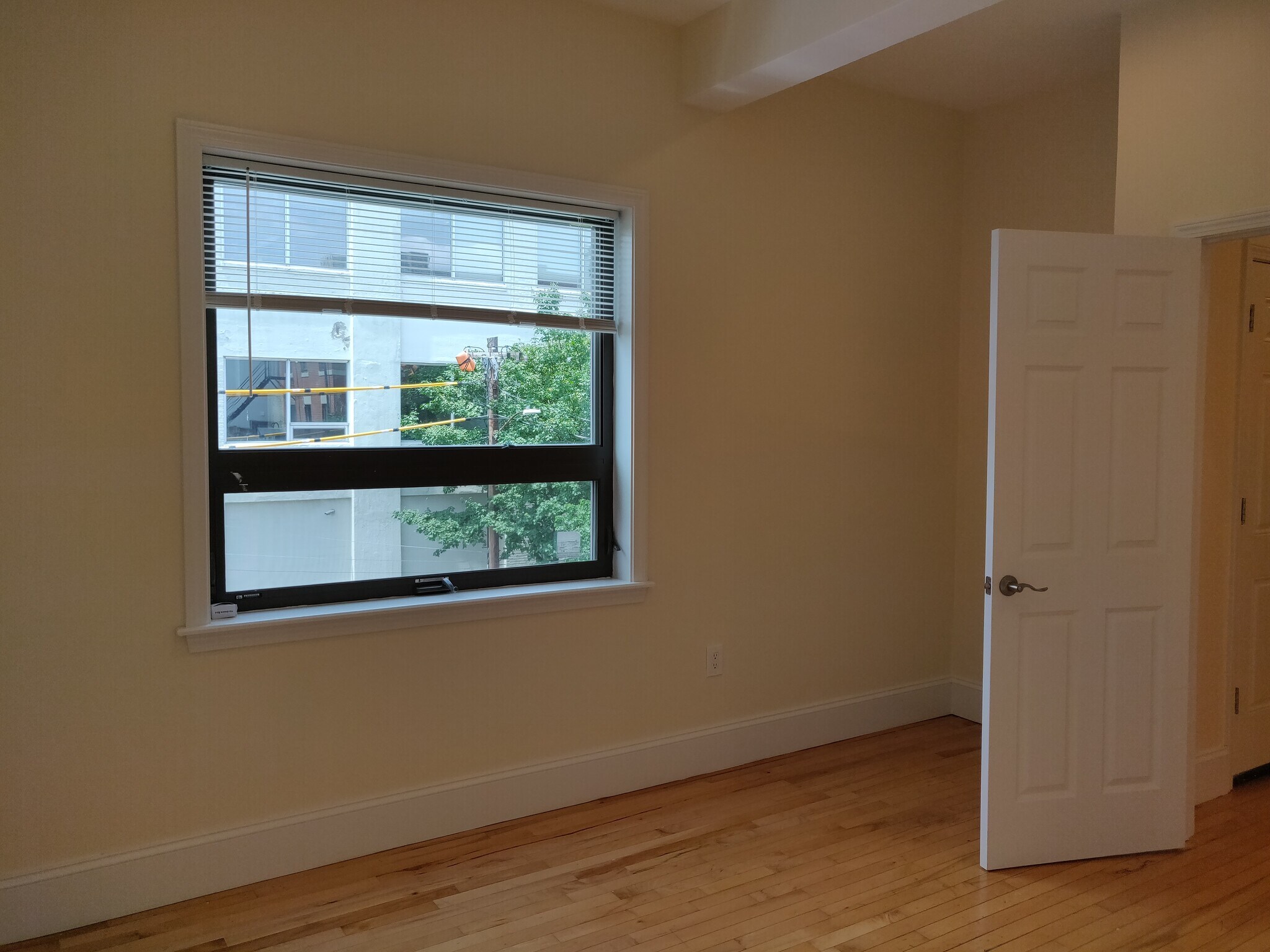 Building Photo - 1032 Commonwealth Avenue