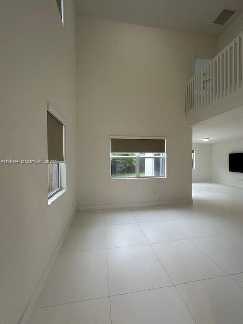 Building Photo - 1405 SE 26th Ter