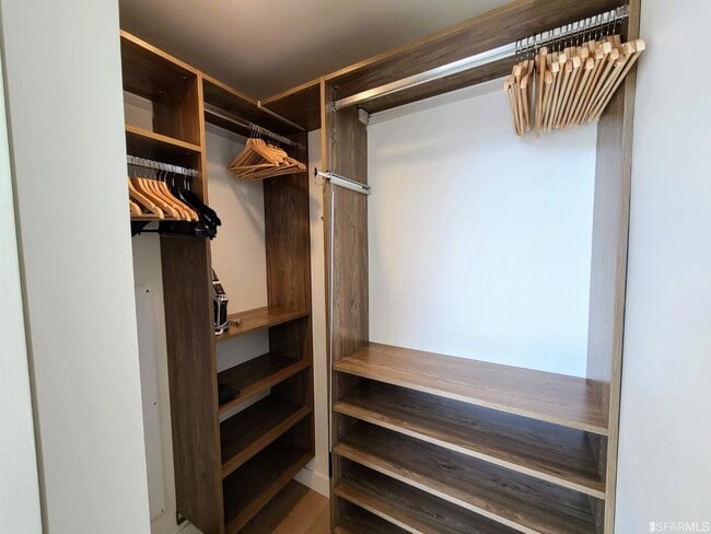 Building Photo - 1545 Pine St