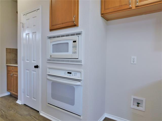 Building Photo - 6705 Alderbrook Dr