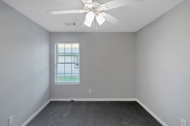 Building Photo - Charming 3 Bedroom / 2 Bath Ranch Home in Jonesboro!