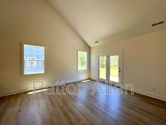 Building Photo - 117 N Christie Ct