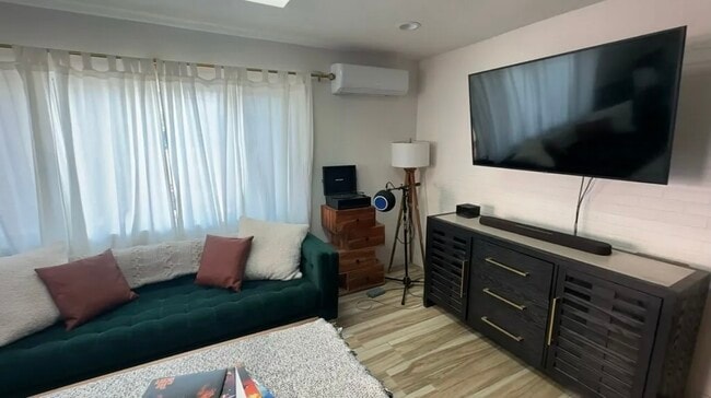 Building Photo - 2674 E Washington St