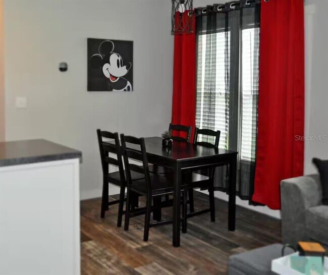 Building Photo - 29 Merry Men Dr