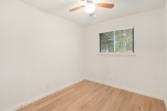 Building Photo - 6209 Middleham Pl