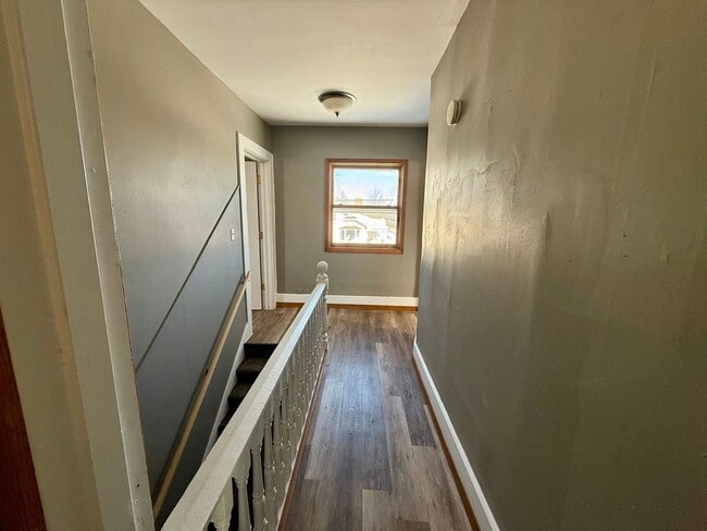 Building Photo - 4 Bed 2 Bath Single Family Home in Antigo