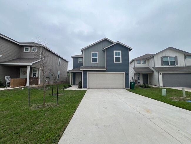Building Photo - Stunning 4 bdrm Two-Story in  NBTX