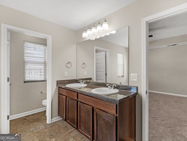 Building Photo - 1064 Lear Dr