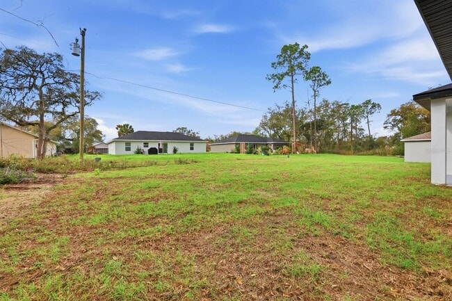 Building Photo - 13975 SW 27 Ct Rd