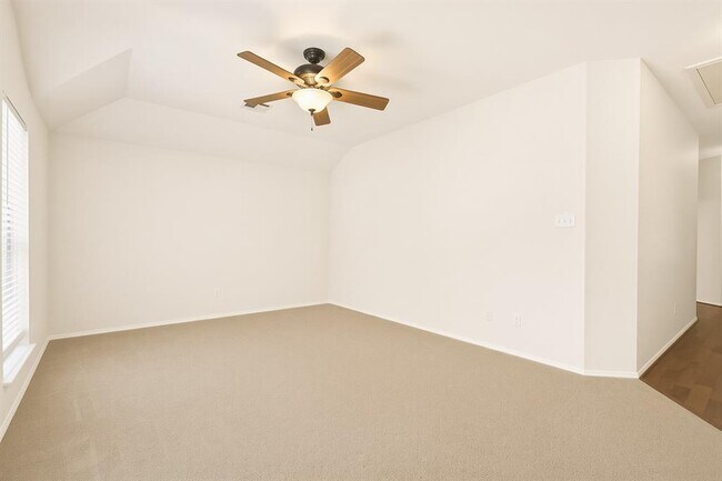 Building Photo - 1132 Alexandria Way