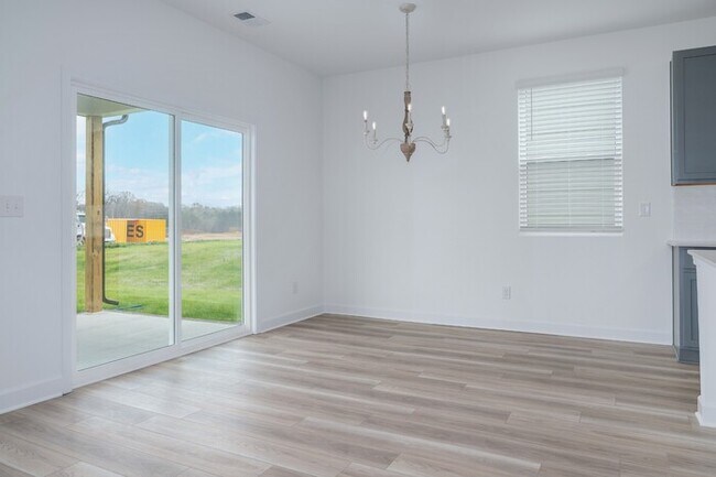 Building Photo - 1365 Georgetown Dr