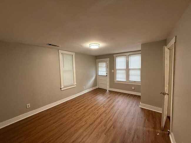 Building Photo - 1195 Dorothy Pl