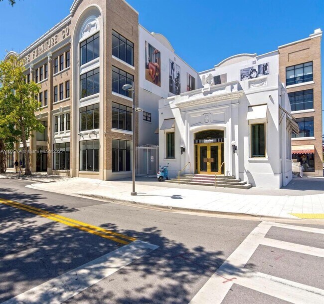 Building Photo - 145 NW 40th St