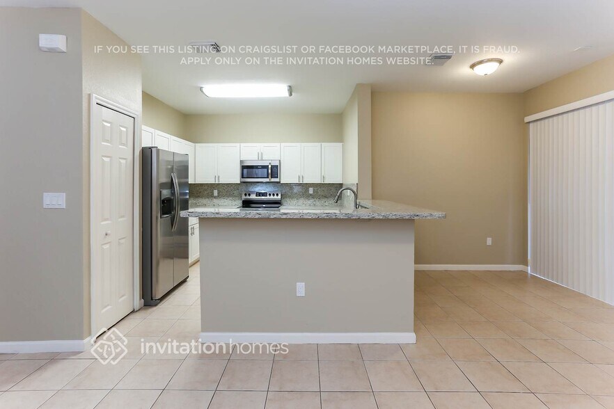 Building Photo - 6283 SW 165th Ave