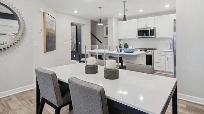 Building Photo - 14943 Adare Way