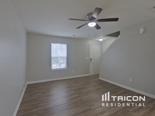 Building Photo - 6613 Pennacook Dr