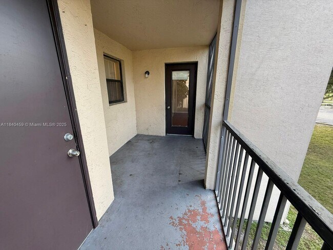 Building Photo - 4401 W McNab Rd
