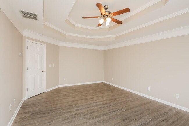 Building Photo - 2609 Democracy Dr