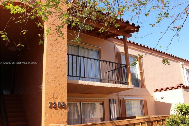 Building Photo - 7208 Fairway Dr