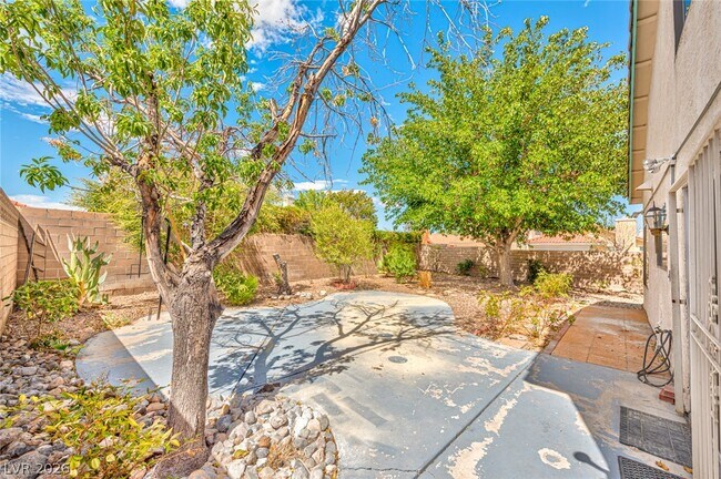Building Photo - 7686 Selby Ct