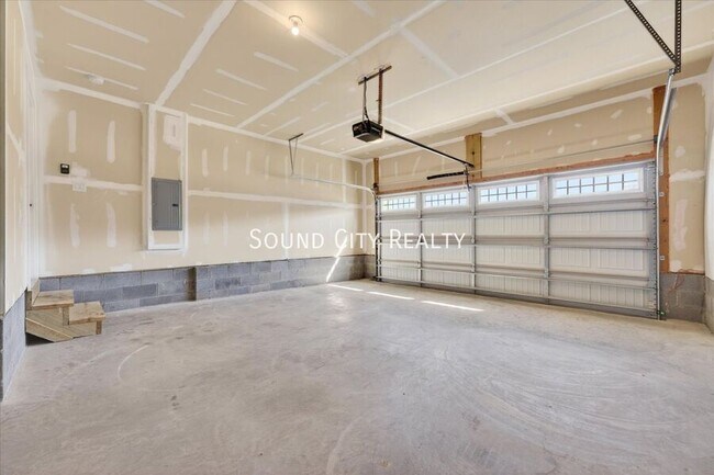 Building Photo - 2648 Thornton Grove Blvd