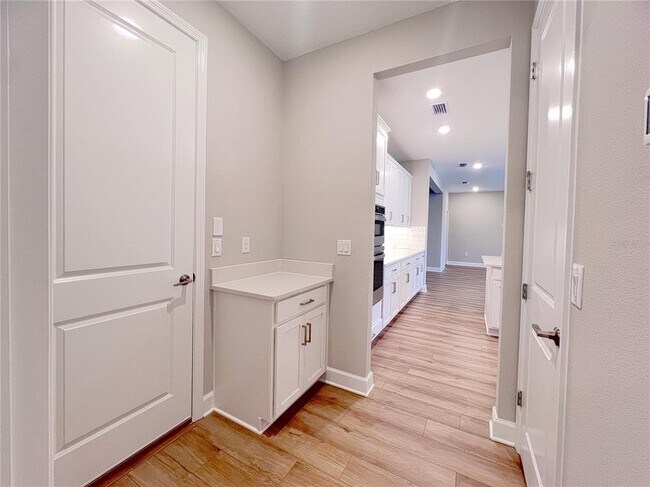 Building Photo - 12893 Harvest Rain Ave