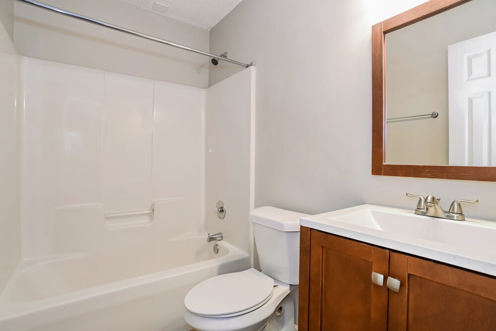 Building Photo - 9928 Peppermint Ln