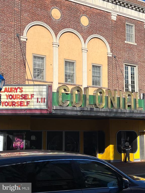 Building Photo - 316 Bridge St