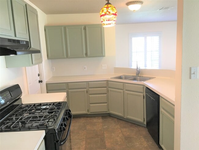 Building Photo - 12944 Orion Ct E