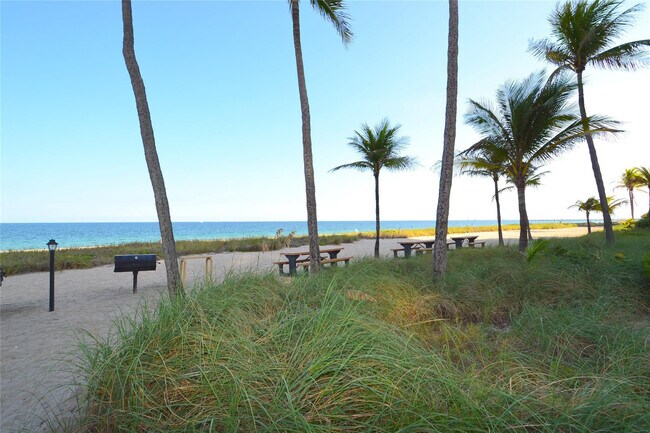 Building Photo - 5000 N Ocean Dr