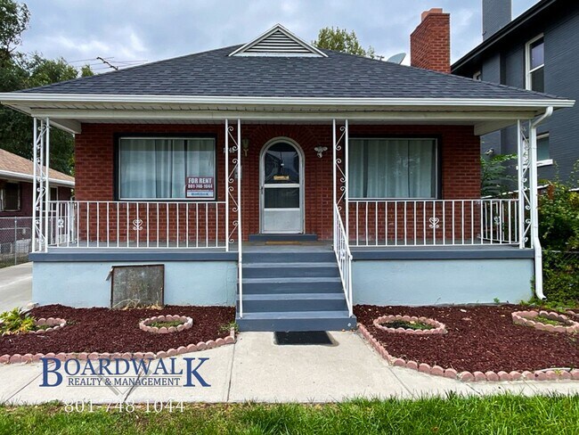 Primary Photo - 1748 S Main St