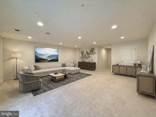 Building Photo - 7296 Dorchester Woods Ln