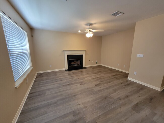 Building Photo - 7519 Redman Pass