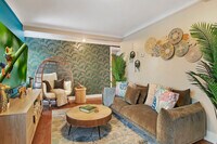 Building Photo - 3446 N Ozark Ave