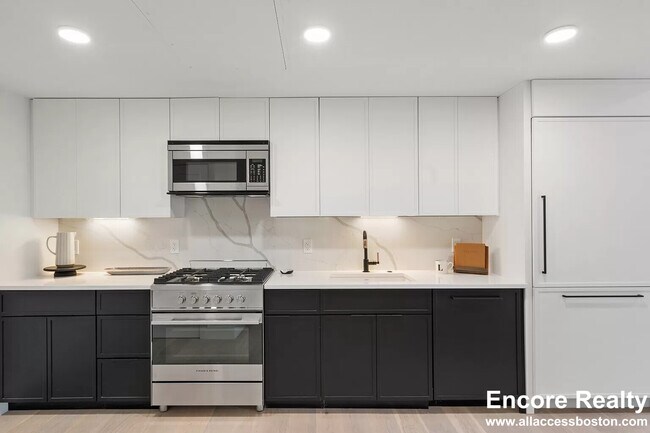 Building Photo - 54 Leo M Birmingham Pky