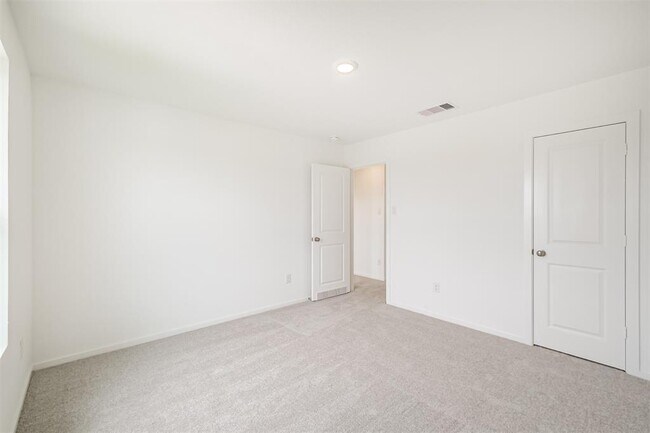 Building Photo - 6850 Lantana Leaf Ln