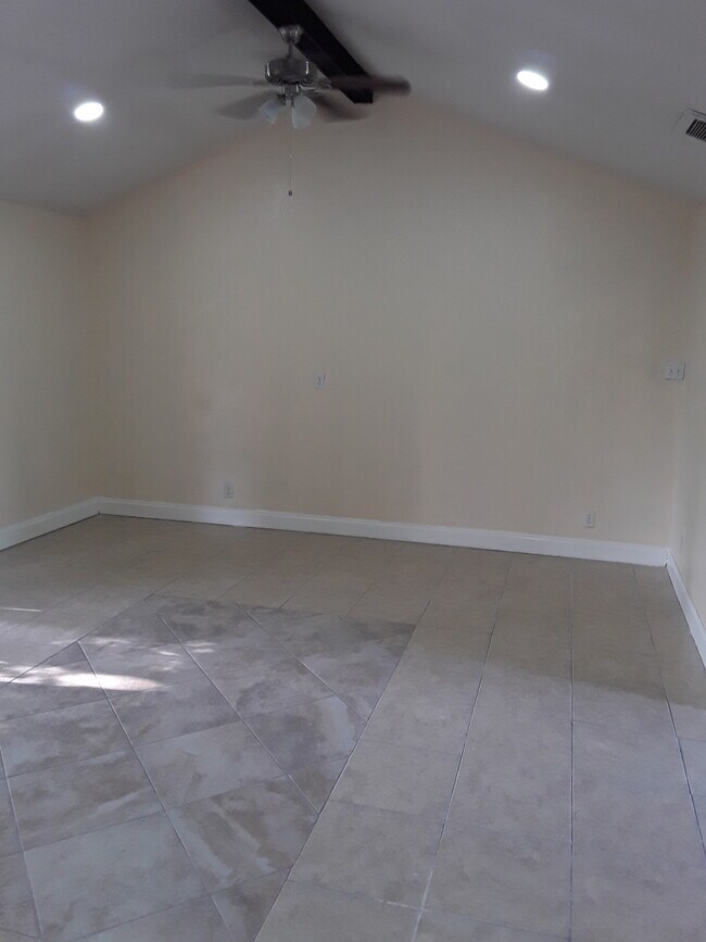 living room/dining room 20X16 - 6301 Well Spring Rd