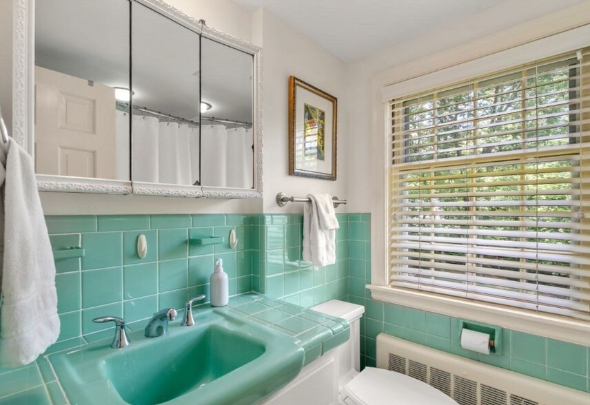 Building Photo - 11 Nantucket Rd