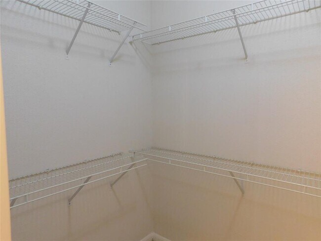 Building Photo - 1330 Old Spanish Trl
