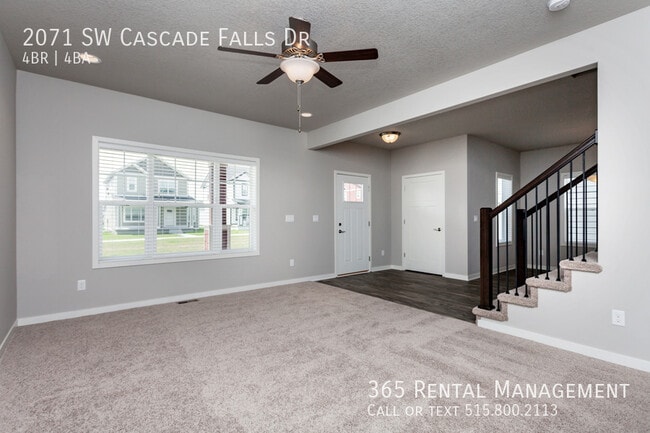 Building Photo - 2071 SW Cascade Falls Dr