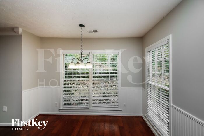 Building Photo - 4203 Bridlecreek Dr