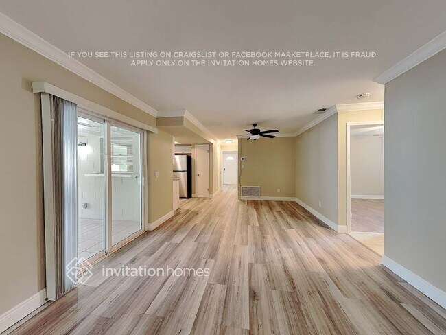 Building Photo - 1557 Nottingham Dr